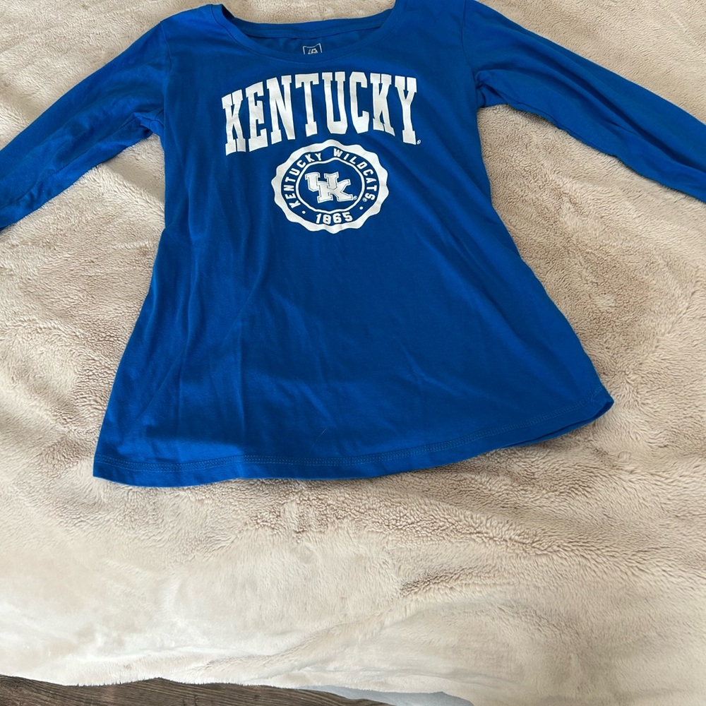 Blue long sleeve Kentucky Wildcats T